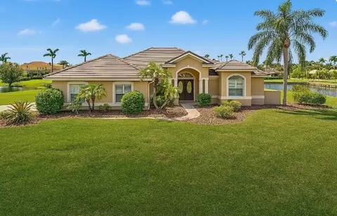 6181 9th Avenue Cir NE, Bradenton, FL 34212