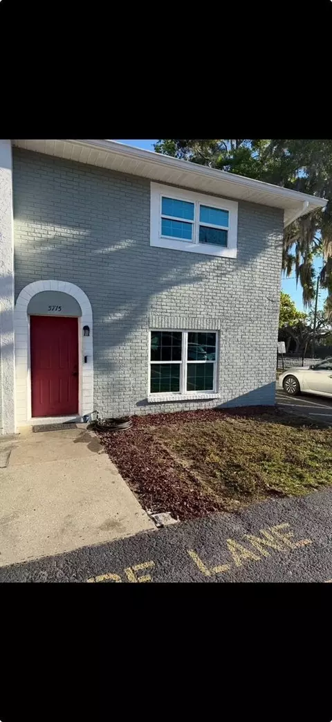 5715 Townhouse Dr #1, New Port Richey, FL 34652