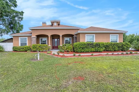 260 Moccasin Hollow Rd, Lithia, FL 33547