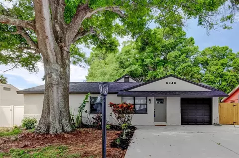8948 85th St, Seminole, FL 33777