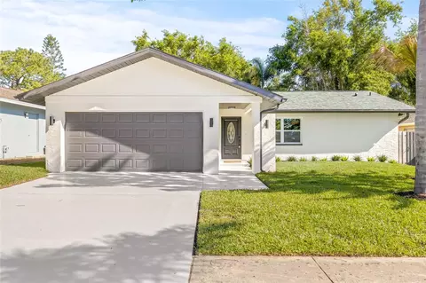 2651 Surrey Dr, Palm Harbor, FL 34684
