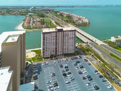 5220 Brittany Dr S #210, Saint Petersburg, FL 33715