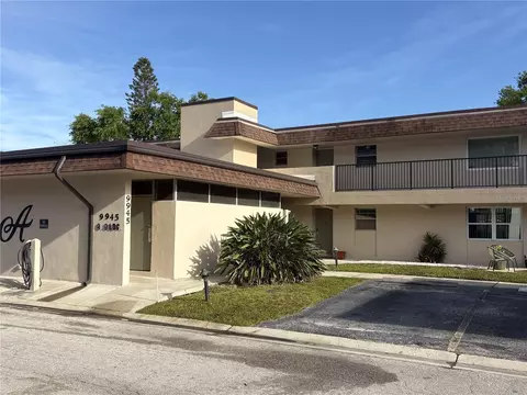 9945 47th Ave N #205, Saint Petersburg, FL 33708