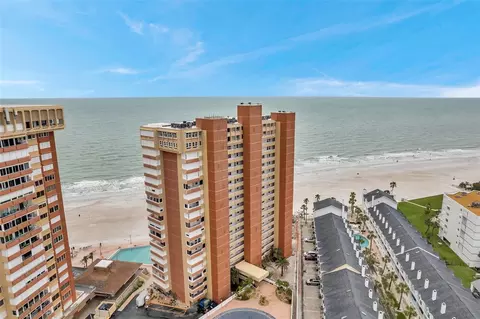 17940 Gulf Blvd #2D, Redington Shores, FL 33708
