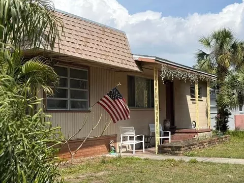 5217 18th Ave S, Gulfport, FL 33707