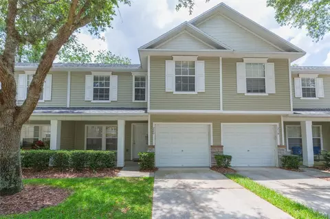 220 Sawtooth Dr, Valrico, FL 33594