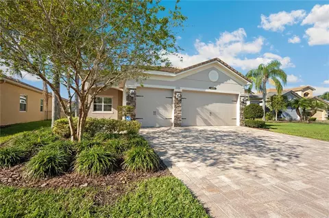 30174 Southernwood Ct, Wesley Chapel, FL 33543
