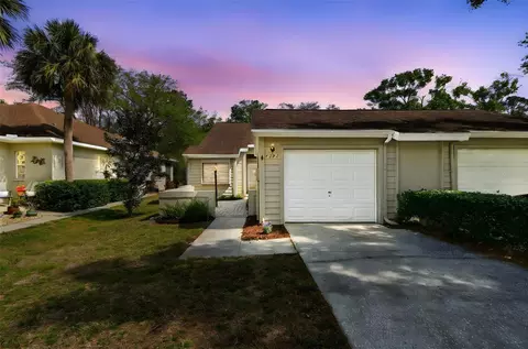 4393 Brooker Creek Dr, Palm Harbor, FL 34685