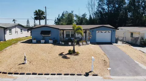 1438 Excalibur St, Holiday, FL 34690