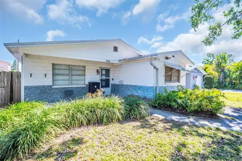 753 Almeda St N, Saint Petersburg, FL 33702