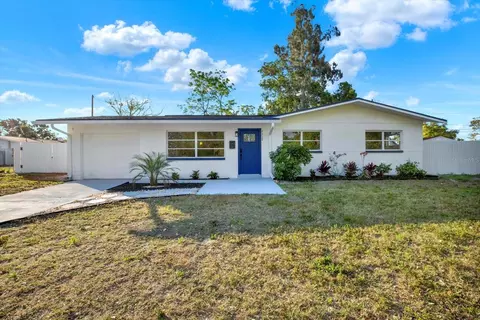 4324 Tuna Dr SE, Saint Petersburg, FL 33705