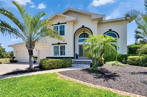 706 Bunker View Dr, Apollo Beach, FL 33572