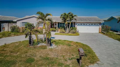 5434 Oakhurst Dr, Seminole, FL 33772
