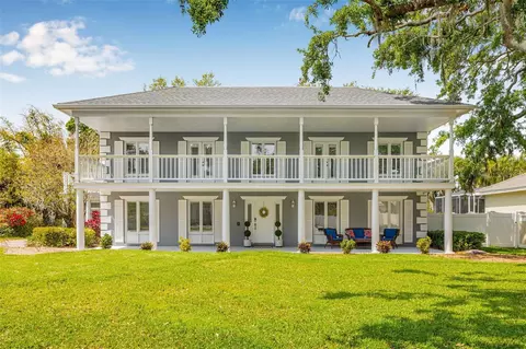7352 Hunt Club Ln, Seminole, FL 33776