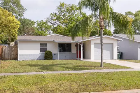 1254 8th Ave NE, Largo, FL 33770