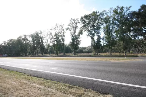 18 North Us Highway 301, Citra, FL 32113