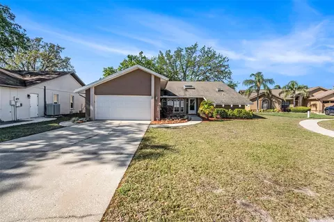 9718 Lomalinda Ct, New Port Richey, FL 34655