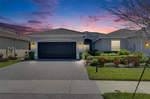 4734 Avila Lakes Dr, Wimauma, FL 33598