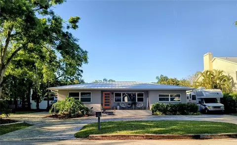3217 W Lawn Ave, Tampa, FL 33611