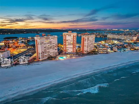 17920 Gulf Blvd #2004, Redington Shores, FL 33708