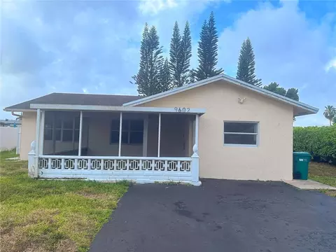 9602 NW 80th Pl, Tamarac, FL 33321