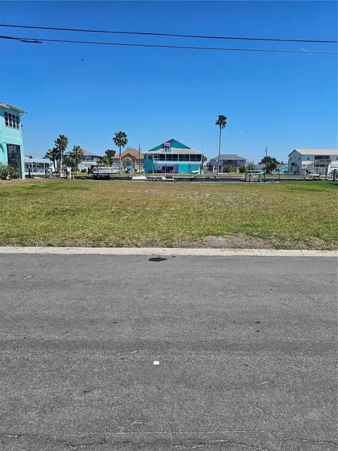 4278 Paradise Cir, Hernando Beach, FL 34607