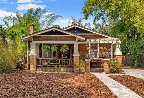 910 E Shadowlawn Ave, Tampa, FL 33603