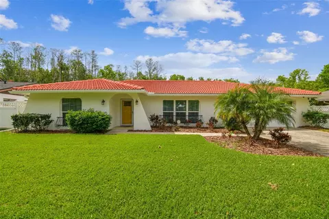 4555 Debbie Ln, Lutz, FL 33559