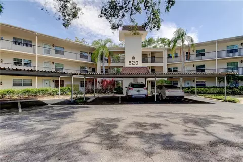 820 Virginia St #308, Dunedin, FL 34698