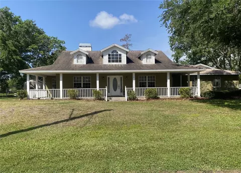 18724 Geraci Rd, Lutz, FL 33548