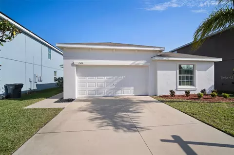 1506 Climbing Dayflower Dr, Ruskin, FL 33570