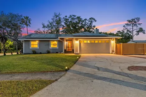 1330 Gulfview Woods Ln, Tarpon Springs, FL 34689