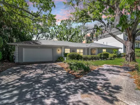 4910 W Juno St, Tampa, FL 33629