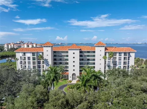 4780 Dolphin Cay Ln S #307, Saint Petersburg, FL 33711