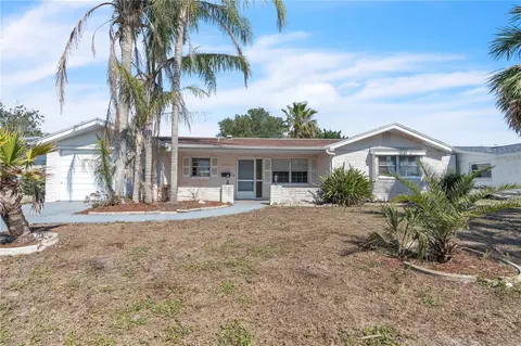 10804 Kingsbridge Rd, Port Richey, FL 34668