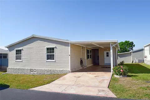 37533 Rio Ln, Zephyrhills, FL 33541