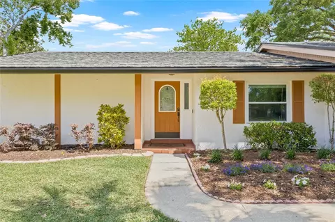 4607 Farmhouse Dr, Tampa, FL 33624