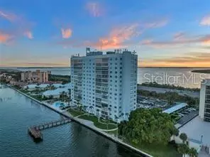 7200 Sunshine Skyway Ln S #8G, Saint Petersburg, FL 33711