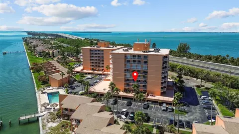 7430 Sunshine Skyway Ln S #402, Saint Petersburg, FL 33711