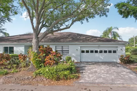 2529 Lancaster Dr, Sun City Center, FL 33573