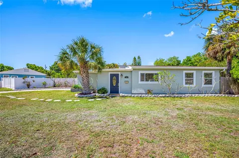 7250 12th St N, Saint Petersburg, FL 33702