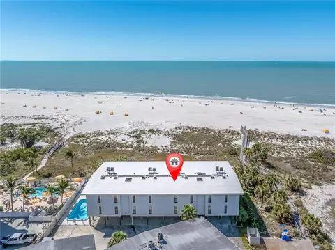 200 120th Ave W #3A, Treasure Island, FL 33706