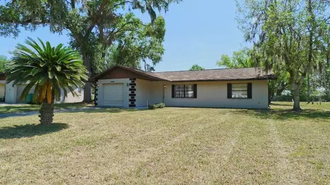 39696 Meadowood Loop, Zephyrhills, FL 33542