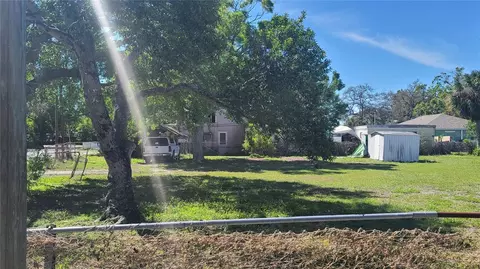 0 5th St N, Largo, FL 33770