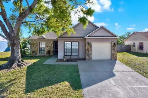 5650 25th Street Cir E, Bradenton, FL 34203