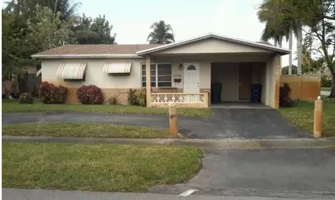 2691 NW 43rd Ter, Lauderhill, FL 33313