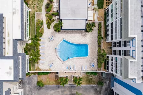 Exterior - 147 Bluff View Dr #206, Belleair Bluffs, FL 33770 photo 8 of 11