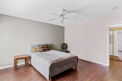 Bedroom - 147 Bluff View Dr #206, Belleair Bluffs, FL 33770 photo 4 of 6