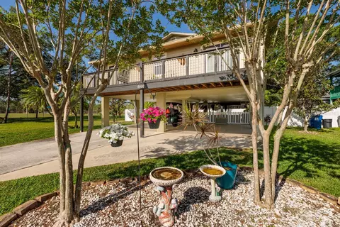5600 Lee St NE, Saint Petersburg, FL 33704
