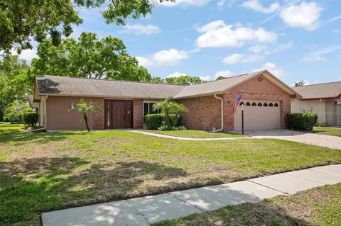 2859 Thistle Ct N, Palm Harbor, FL 34684